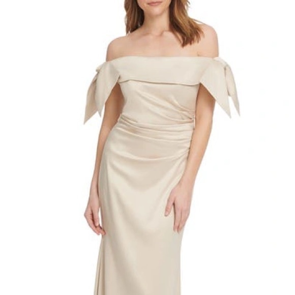 Vince Camuto Champagne OFF THE SHOULDER RUCHED TRUMPET GOWN MAXI DRESS CHP - Picture 7 of 8